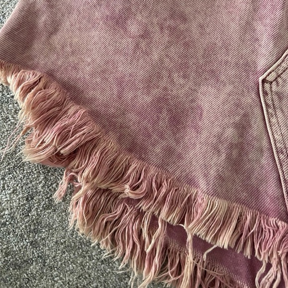 Free People We The Free Bailey Fray Hem Pink Denim Mini Skirt Size 25 - Picture 4 of 6